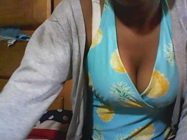 Live sex webcam photo for barcelone1 #273512209