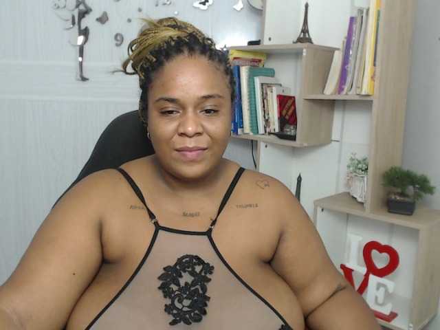 Live sex webcam photo for bbw-charlote #278285435