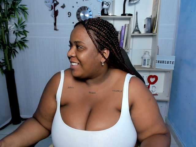 Live sex webcam photo for bbw-charlote #290936385
