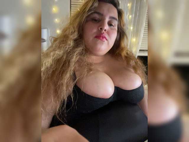 Live sex webcam photo for bbwfatpanocha #272095481