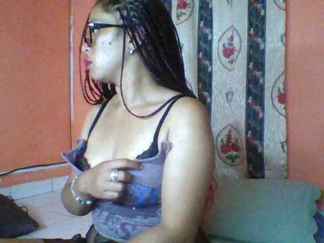 Live sex webcam photo for beautechoco #276379502