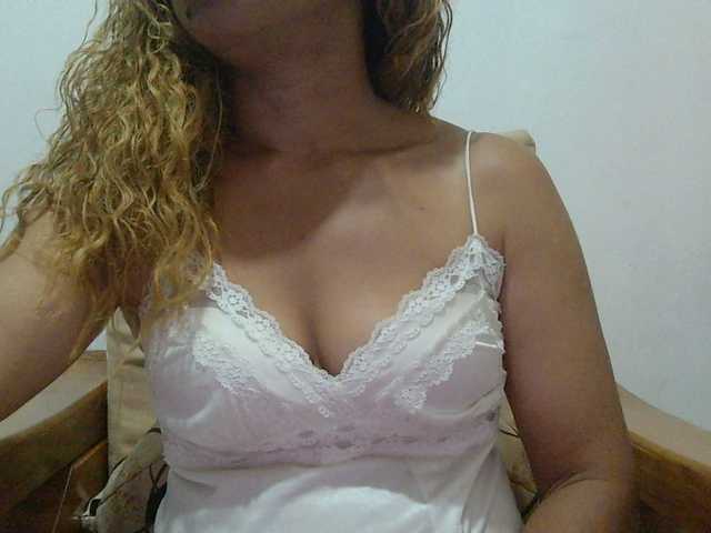 Live sex webcam photo for beautechoco #290578457