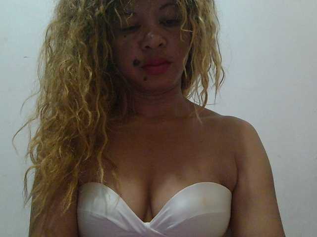 Live sex webcam photo for beautechoco #290592251