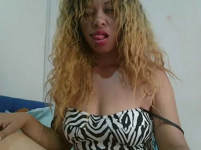 Live sex webcam photo for beautechoco #290605488