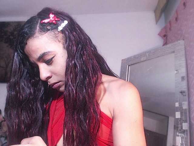 Live sex webcam photo for beautyass-69 #291189610