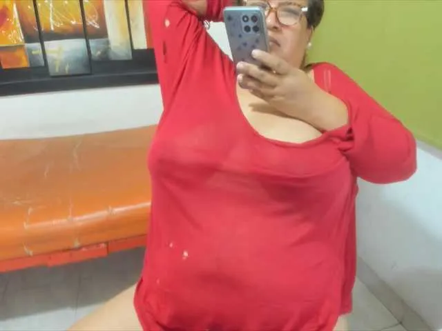 Live sex webcam photo for beckyummys #290341690