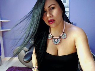 Live sex webcam photo for BellaTurner #176308033