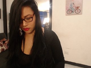 Live sex webcam photo for BellaTurner #193316741