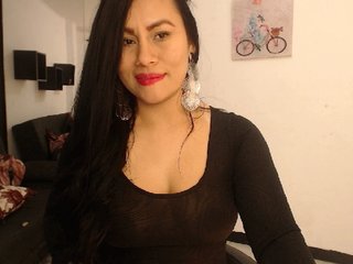 Live sex webcam photo for BellaTurner #193342646