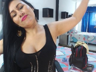 Live sex webcam photo for BellaTurner #201278131