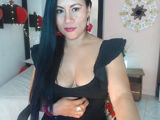 Live sex webcam photo for BellaTurner #211887126