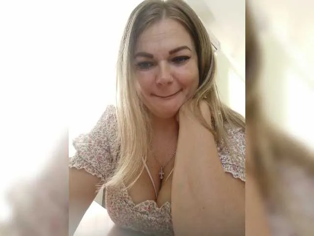 Live sex webcam photo for bey-ba26 #273661460