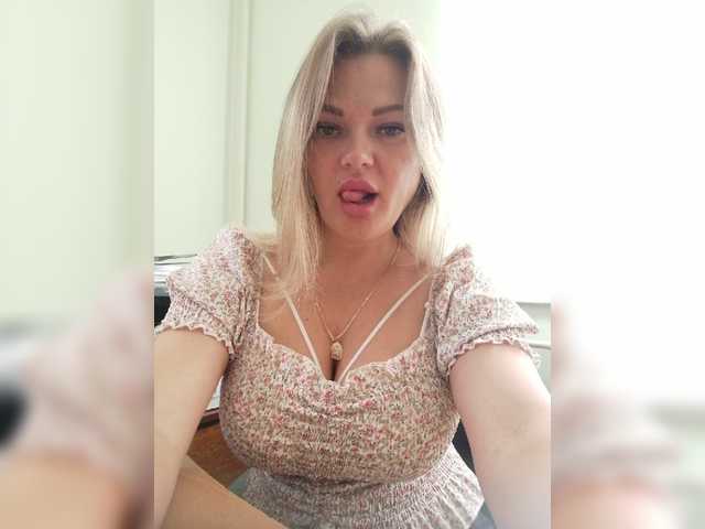 Live sex webcam photo for bey-ba26 #275572845