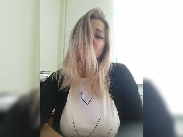 Live sex webcam photo for bey-ba26 #276382653