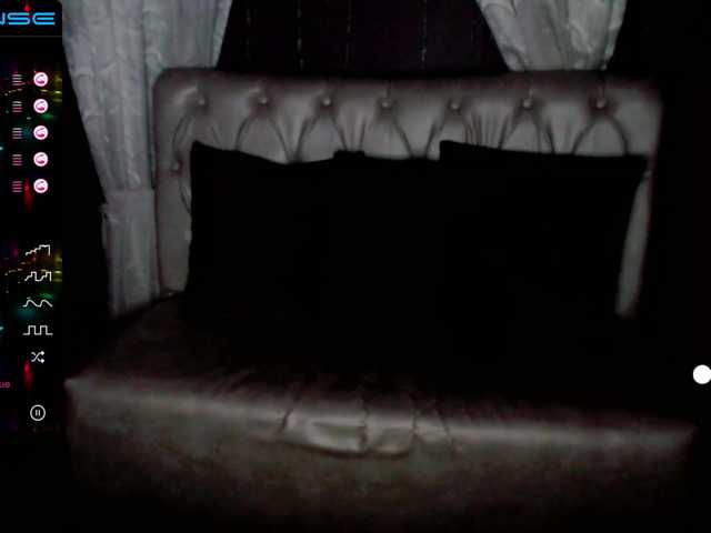 Live sex webcam photo for bianca-shaw #271715784