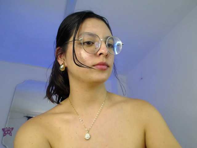 Live sex webcam photo for biancabertuse #289742339