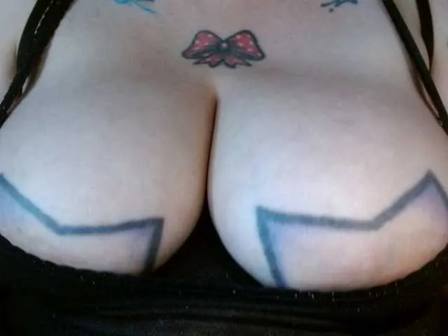 Live sex webcam photo for biankastar #290843699