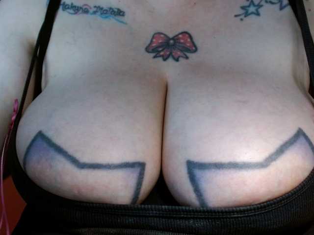 Live sex webcam photo for biankastar #291242148