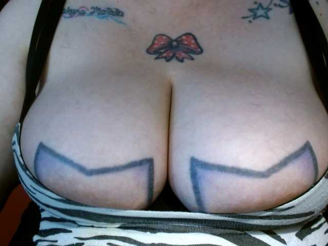 Live sex webcam photo for biankastar #291467378