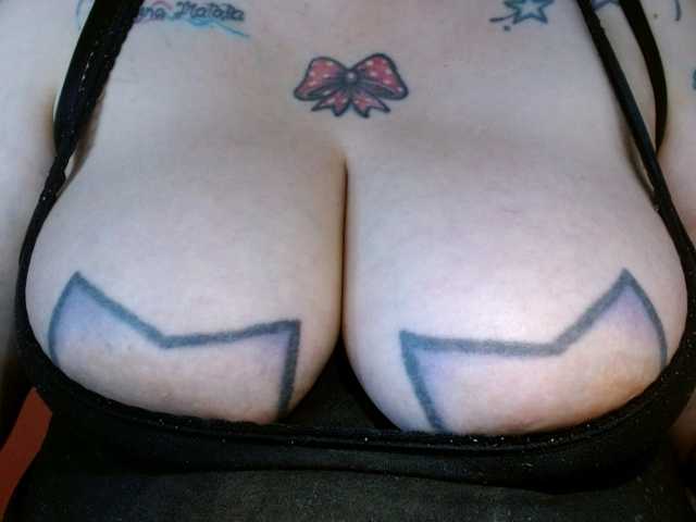 Live sex webcam photo for biankastar #291596551