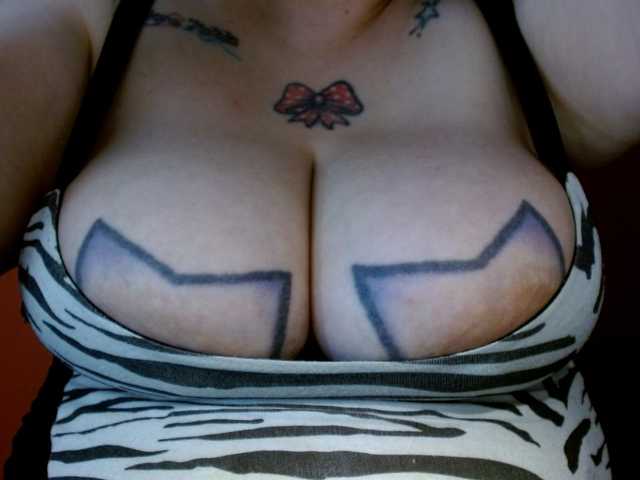 Live sex webcam photo for biankastar #291740863