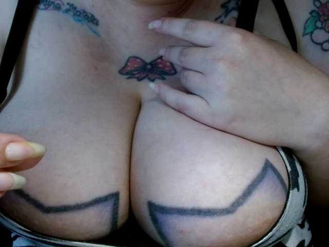 Live sex webcam photo for biankastar #291742297