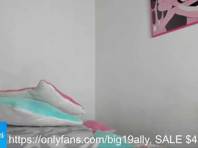 Live sex webcam photo for big-ally #272649291