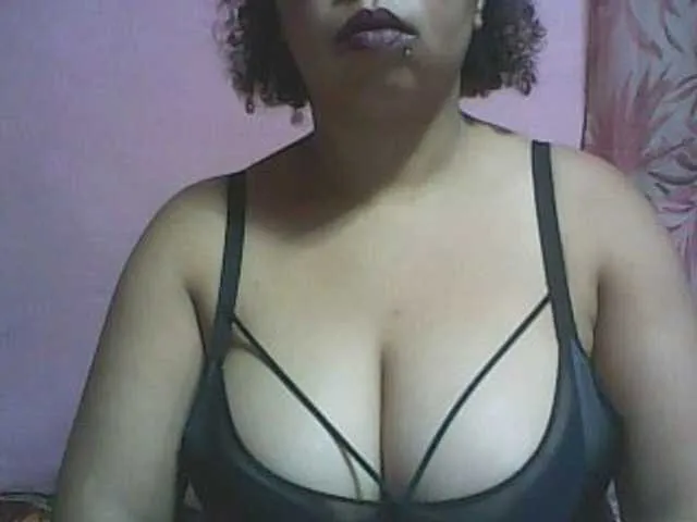 Live sex webcam photo for big-asssexy #291412636