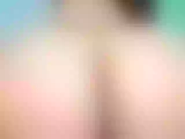 Live sex webcam photo for big-peach #275553148