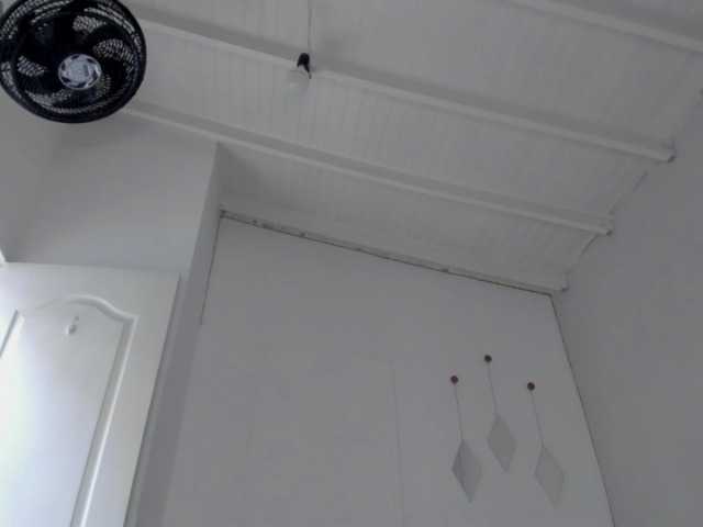 Live sex webcam photo for big-peach #278254335