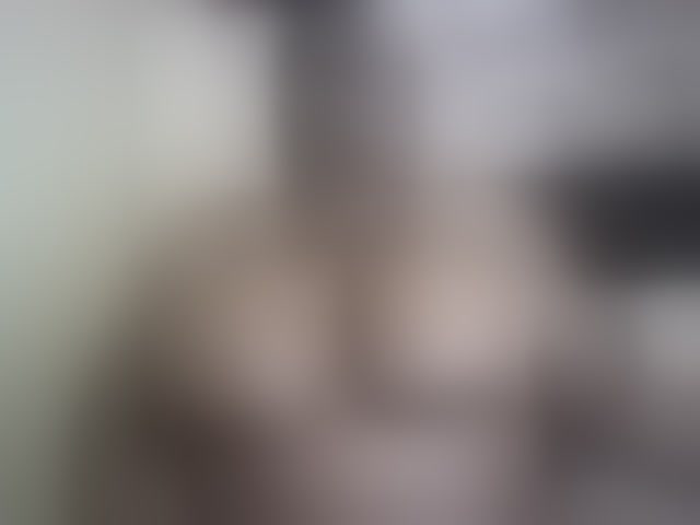 Live sex webcam photo for bigboobie22 #294173057