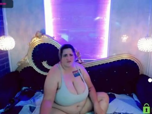 Live sex webcam photo for bigboobs-sex #272768694