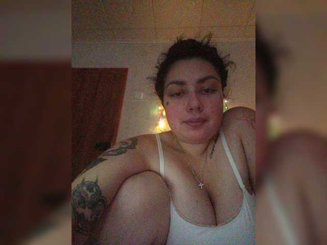 Live sex webcam photo for bigboobs777 #276879451