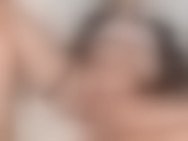 Live sex webcam photo for bigboobsh #292439220