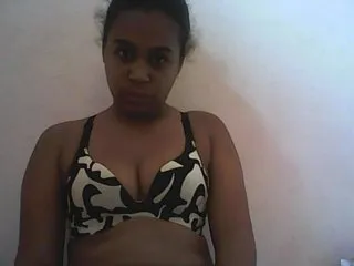 Live sex webcam photo for bigclit3 #173854401