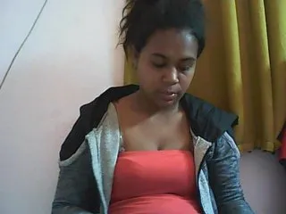 Live sex webcam photo for bigclit3 #175421697