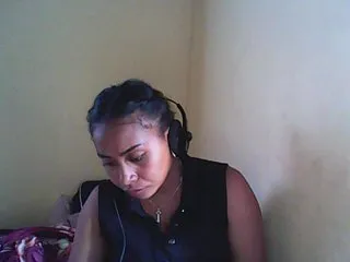 Live sex webcam photo for bigclit3 #227225847