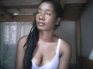 Live sex webcam photo for bigclit3 #231165753