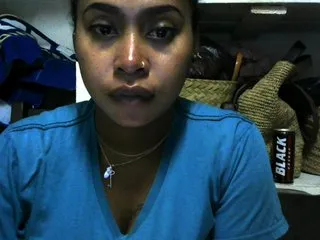 Live sex webcam photo for bigclit3 #231284132