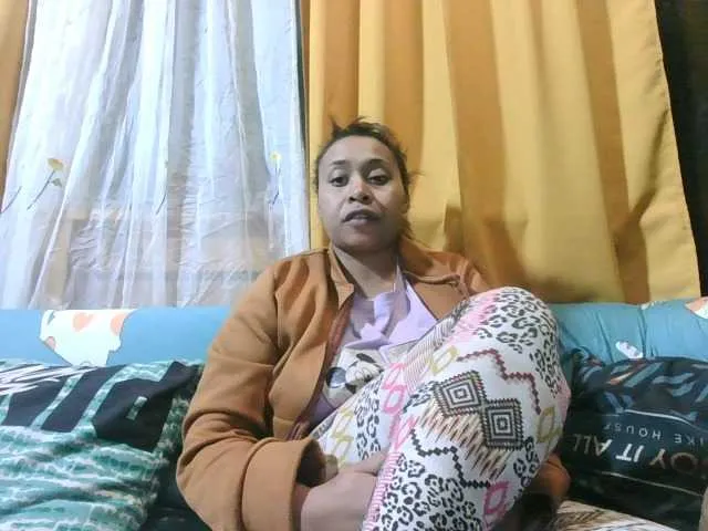 Live sex webcam photo for bigclit3 #291410673