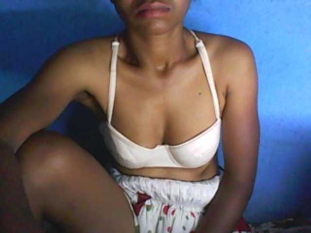 Live sex webcam photo for bigclitos2 #272234351