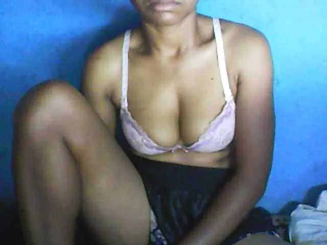 Live sex webcam photo for bigclitos2 #272417077