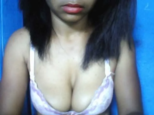 Live sex webcam photo for bigclitos2 #272616599