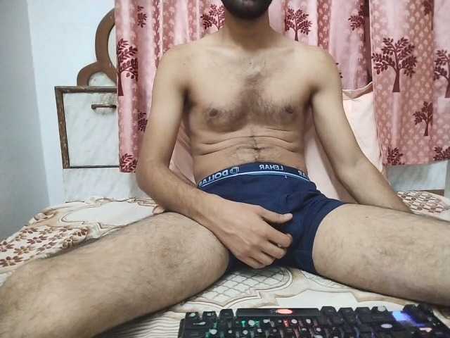 Live sex webcam photo for bigcockboy2580 #294223562
