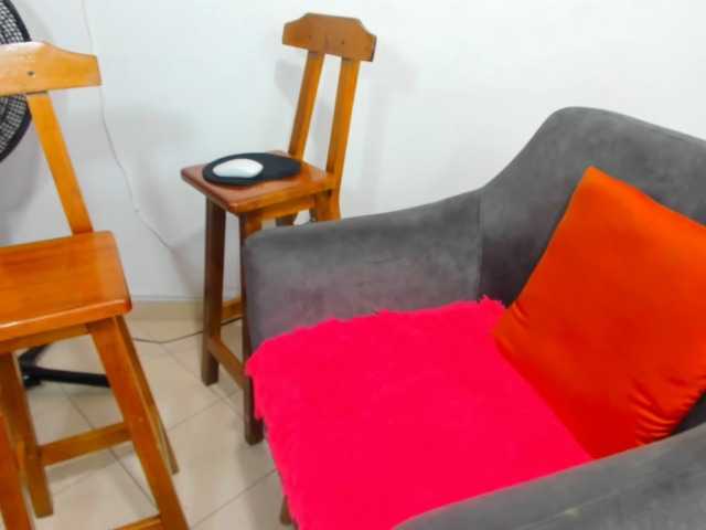 Live sex webcam photo for bigcocklatin1 #275776930