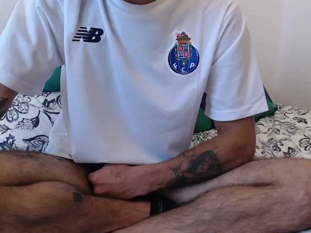 Live sex webcam photo for bigdickalexxx #277236462