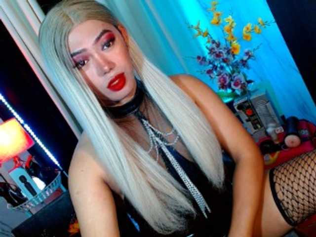 Live sex webcam photo for bigfattycocksonya #277797483