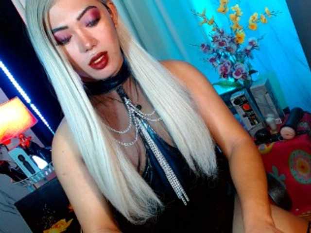 Live sex webcam photo for bigfattycocksonya #277817324