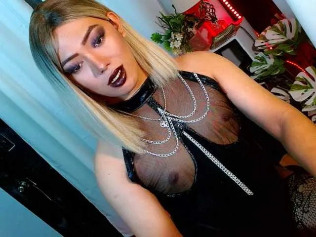 Live sex webcam photo for bigfattycocksonya #289893458