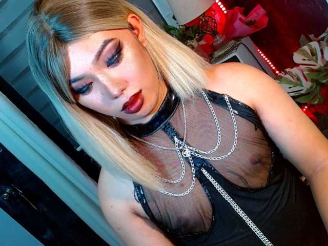 Live sex webcam photo for bigfattycocksonya #290040106